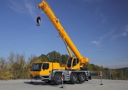 АВТОКРАН LIEBHERR LTM 1050 С ГУСЬКОМ 50 ТОНН