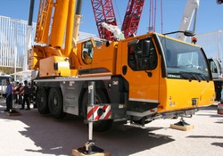 АРЕНДА АВТОКРАНА LIEBHERR LTM 1060 С ГУСЬКОМ