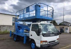 АВТОВЫШКА 17 МЕТРОВ ISUZU ILF (С ПЛАТФОРМОЙ)