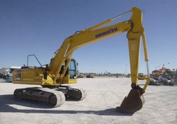 АРЕНДА ГУСЕНИЧНОГО ЭКСКАВАТОРА KOMATSU PC 200