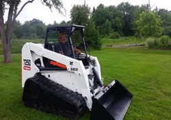 МИНИ-ПОГРУЗЧИК BOBCAT T250 гусеничный