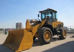 ФРОНТАЛЬНЫЙ ПОГРУЗЧИК SDLG 936L