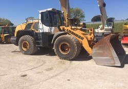 ФРОНТАЛЬНЫЙ ПОГРУЗЧИК LIEBHERR L554