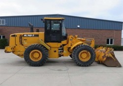 ФРОНТАЛЬНЫЙ ПОГРУЗЧИК HYUNDAI HL740