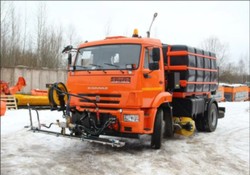 ПОЛИВОМОЕЧНАЯ МАШИНА КАМАЗ МКДУ-3
